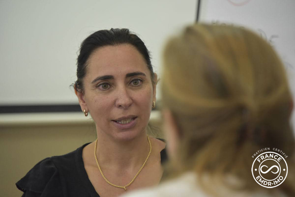 Laurence TOUITOU, psychologue, exerce dans le 95 en EMDR IMO Laurence TOUITOU, psychologue, exerce dans le 95 en EMDR IMO